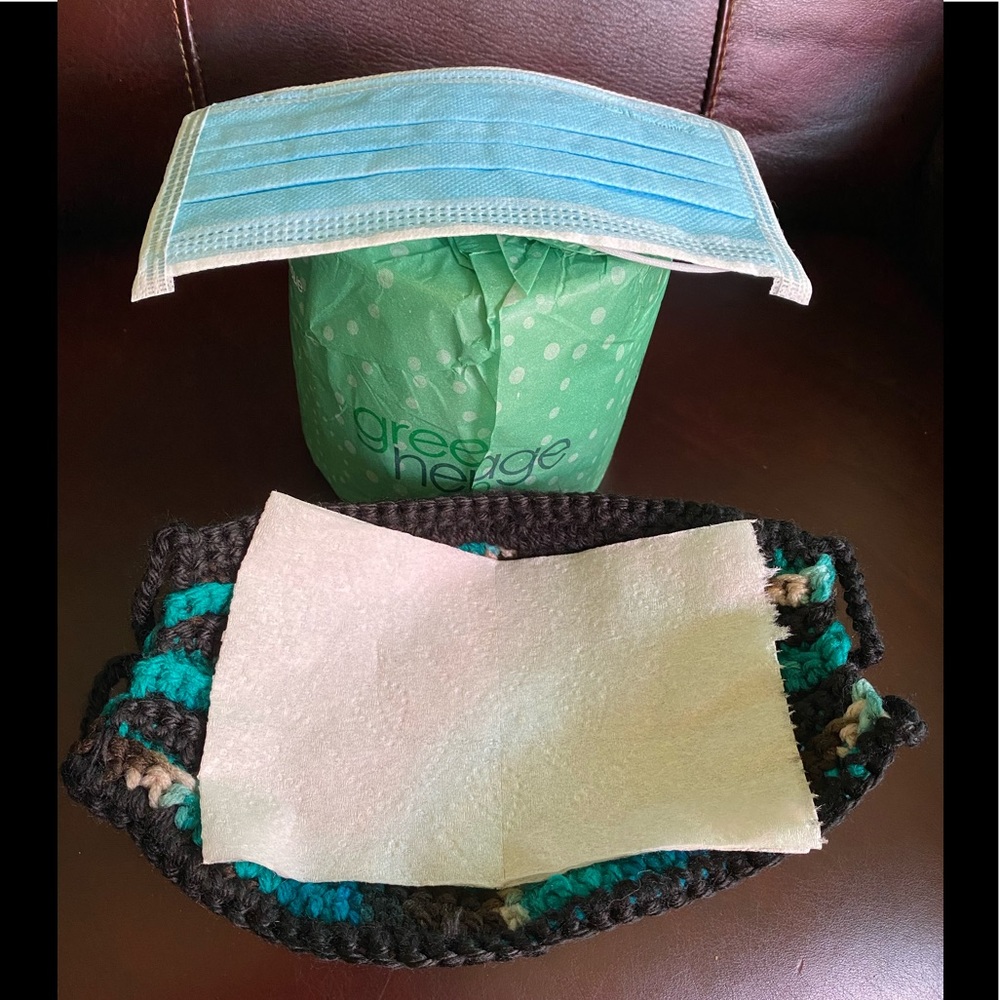 Hand-knitted Face Mask - Picture 6 of 10